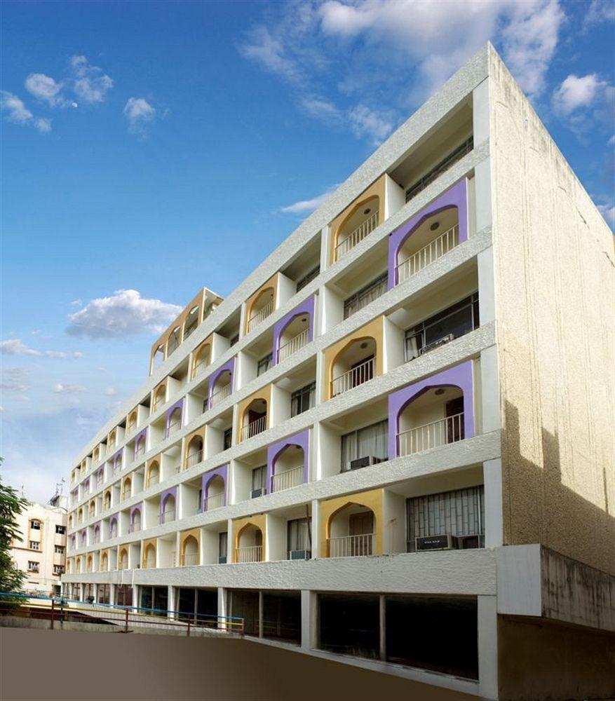 Hotel Mandakini Jaya International Хайдарабад Экстерьер фото