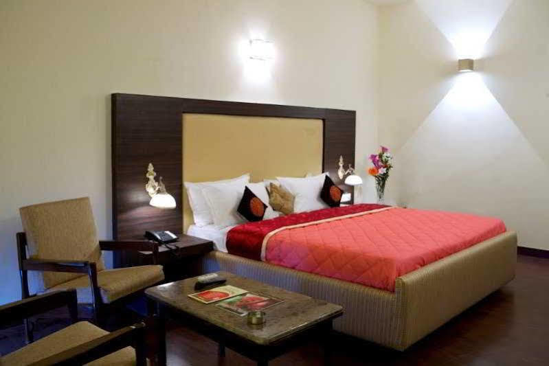Hotel Mandakini Jaya International Хайдарабад Экстерьер фото